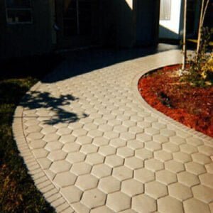 Creating Garden Paths with Paving DIY Moulds - Image 10