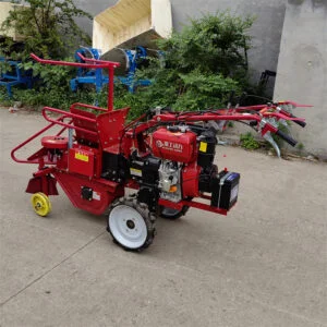Single Row Corn Harvester Mini Corn Harvester Price Straw Breaking Corn Machine